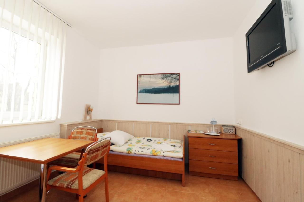 Penzion Hurka Dolni Libchavy Exterior foto