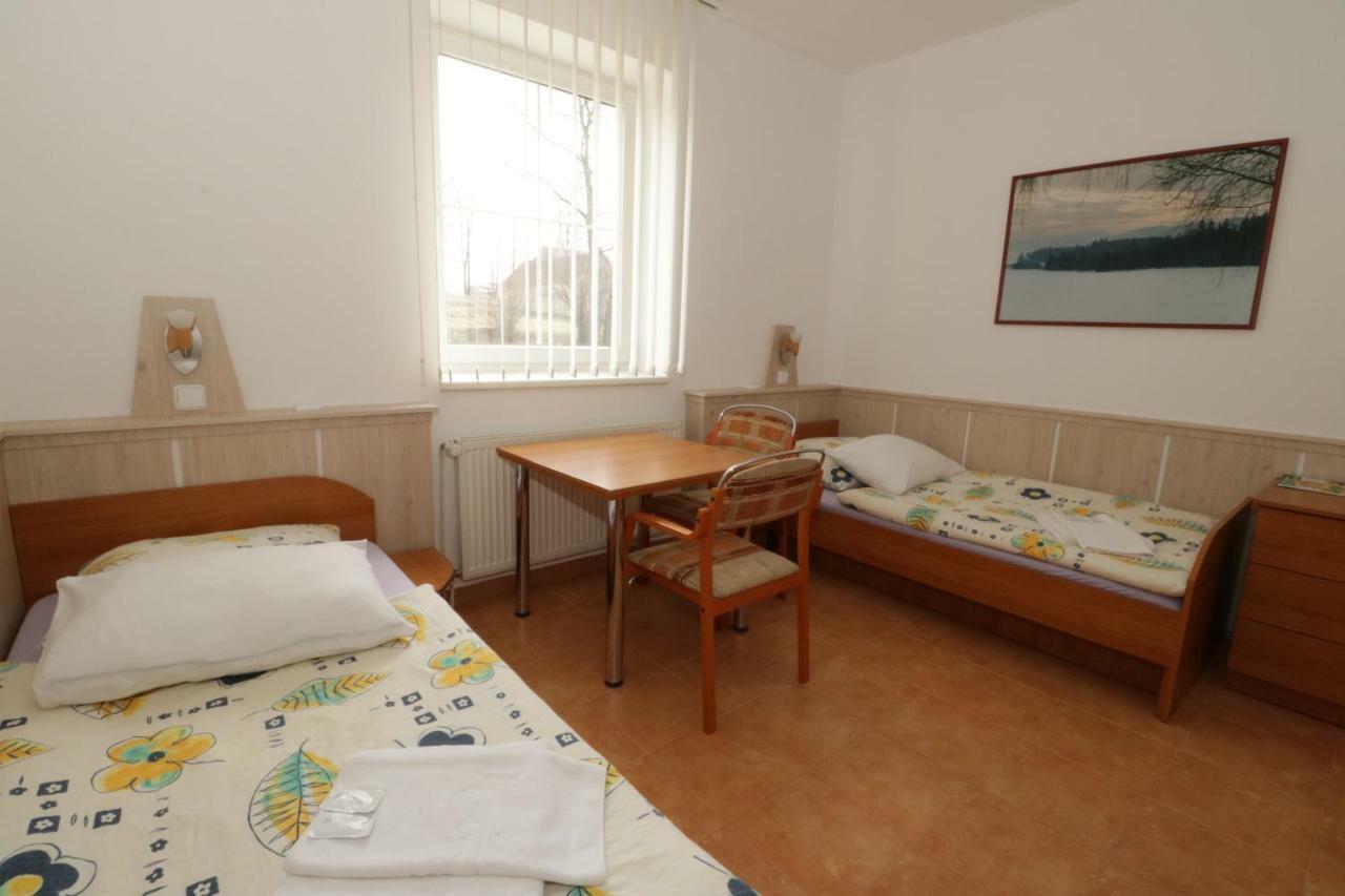Penzion Hurka Dolni Libchavy Exterior foto