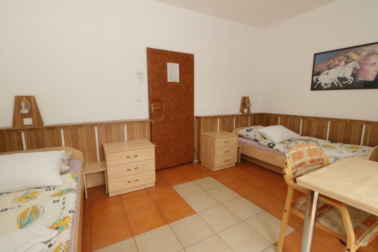 Penzion Hurka Dolni Libchavy Exterior foto