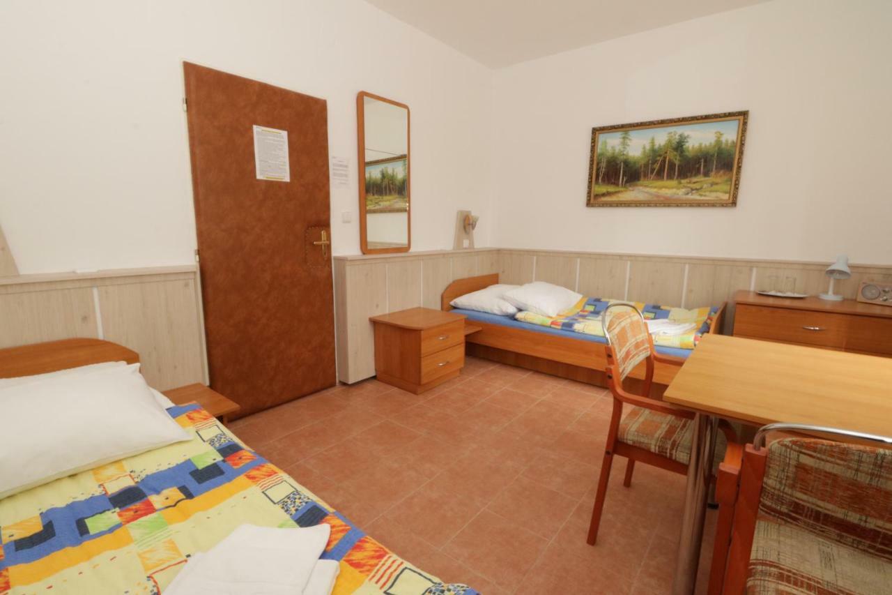 Penzion Hurka Dolni Libchavy Exterior foto