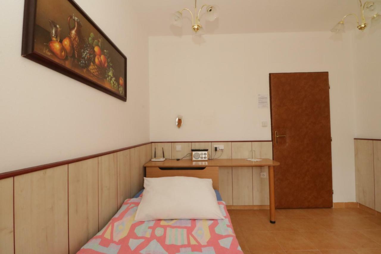 Penzion Hurka Dolni Libchavy Exterior foto
